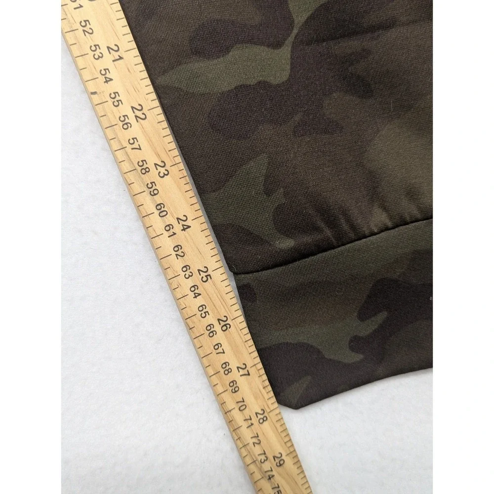 American Eagle Outfitters Camo Jogger Pants Mens Medium